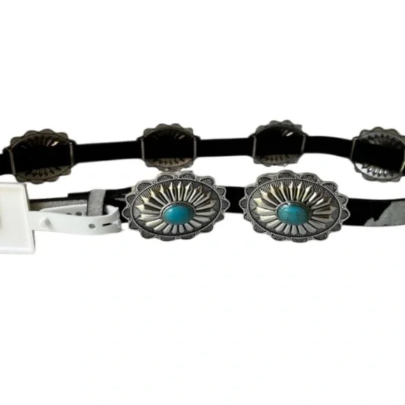 Gorgeous, Haute Hippie Cow Print Concho belt❤️NWT - Picture 5 of 6